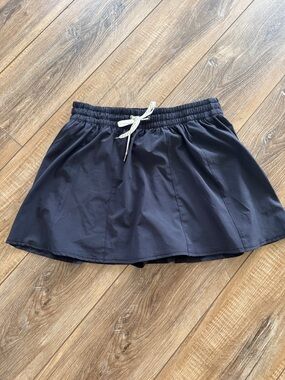 Vuori Black Mini Skort with Drawstring